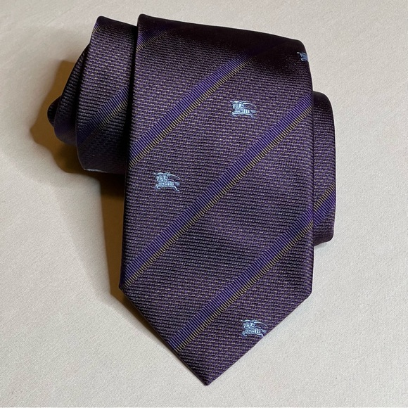 Burberry Purple Striped with Light Blue knights Silk Tie Made In Italy - Picture 1 of 7